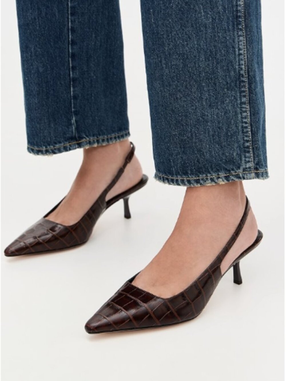 Veronica Beard - Cashel Pumps - size 9 - croc embossed chocolate